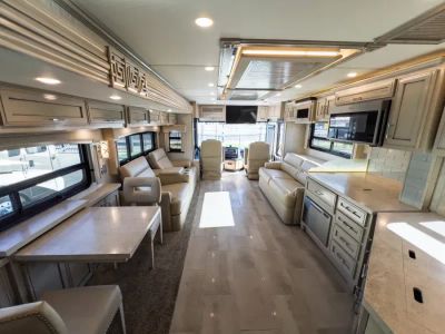 2023 Newmar VENTANA — interior view