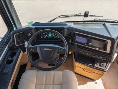 2023 Newmar VENTANA — side profile view