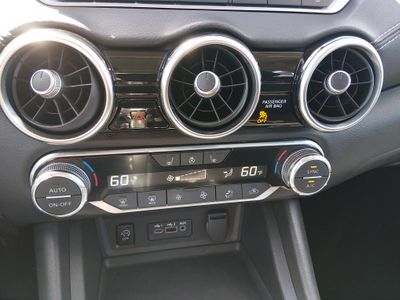 2024 Nissan Sentra — photo 21 view