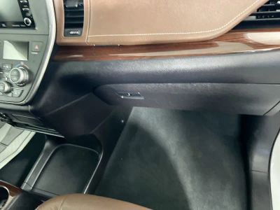 2019 Toyota Sienna — photo 31 view