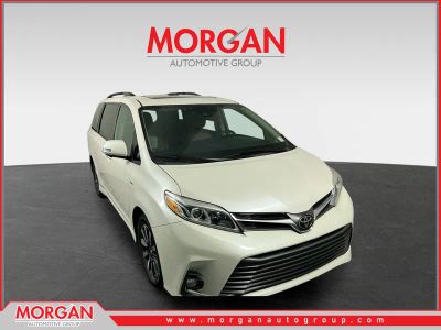 2019 Toyota Sienna Limited Premium in Super White — front three-quarter view