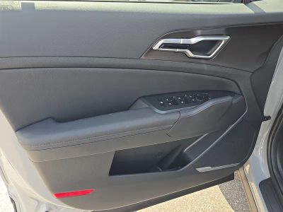 2026 Kia Sportage — photo 18 view