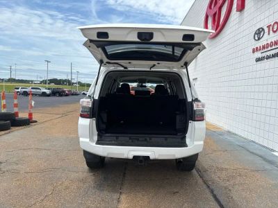 2015 Toyota 4Runner - Photo 28