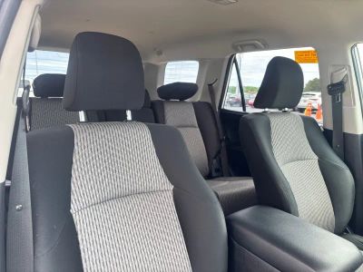 2015 Toyota 4Runner - Photo 17