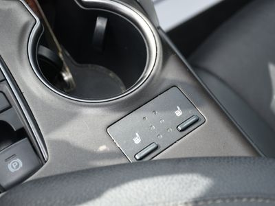2024 Toyota Camry - Photo 13