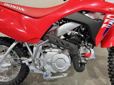 2026 Honda CRF110F - Photo 15