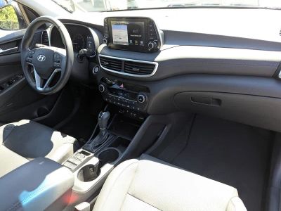 2019 Hyundai Tucson — photo 12 view