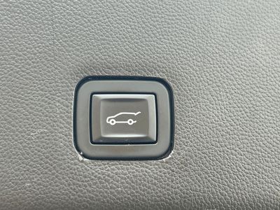 2019 Chevrolet Traverse - Photo 38
