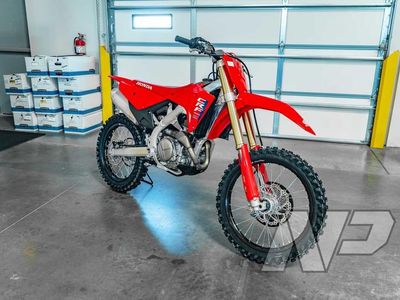 2026 Honda CRF450R - Photo 2