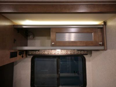 2019 Winnebago FUSE — photo 18 view