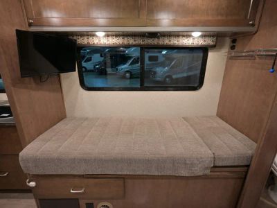 2019 Winnebago FUSE — photo 12 view
