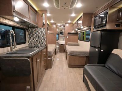 2019 Winnebago FUSE — engine compartment view
