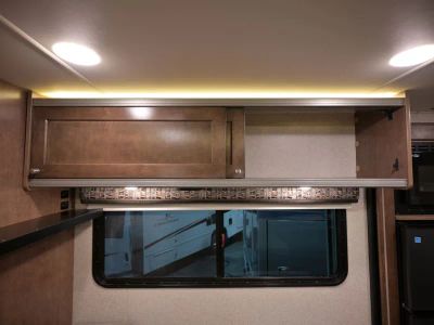 2019 Winnebago FUSE — photo 23 view