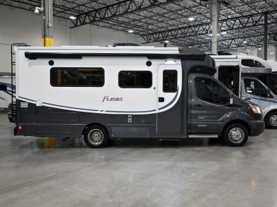 2019 Winnebago FUSE — photo 37 view