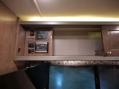 2019 Winnebago FUSE — photo 13 view