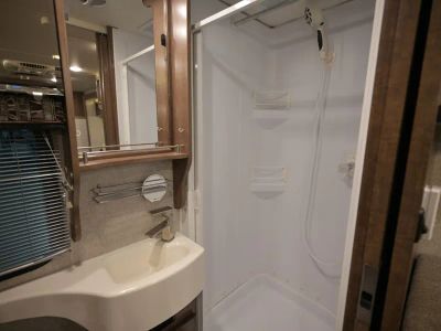 2019 Winnebago FUSE — photo 27 view