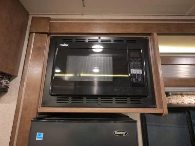 2019 Winnebago FUSE — photo 21 view