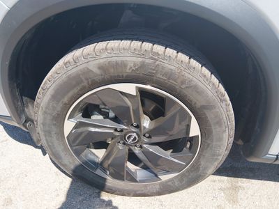 2024 Nissan Rogue - Photo 10