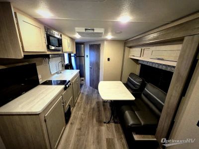 2022 Coachmen Catalina Summit Series 7 — detail view