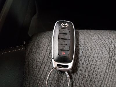 2025 Nissan Rogue - Photo 15
