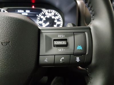 2025 Nissan Rogue - Photo 18
