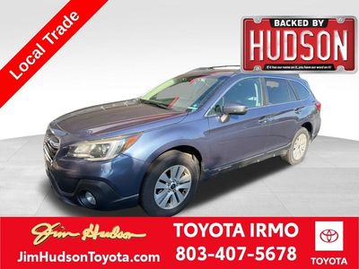 2018 Subaru Outback 2.5i Premium — front three-quarter view