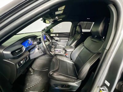 2023 Ford Explorer — photo 12 view
