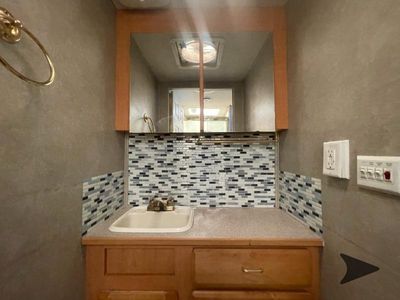 2004 Jayco Greyhawk - Photo 37