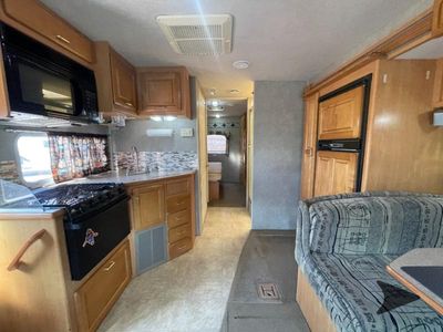 2004 Jayco Greyhawk - Photo 13