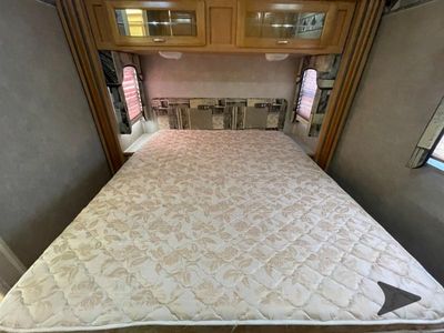 2004 Jayco Greyhawk - Photo 33