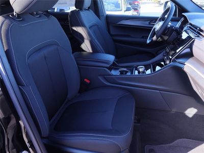 2026 2025 Jeep Grand Cherokee Laredo - Photo 6