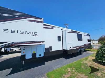 2026 Jayco Seismic - Photo 6