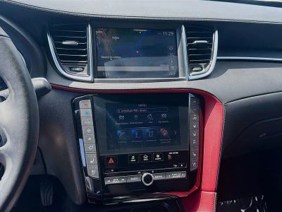 2023 INFINITI QX50 — photo 10 view