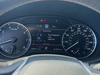 2023 INFINITI QX50 — photo 9 view