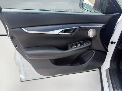2023 INFINITI QX50 — photo 19 view