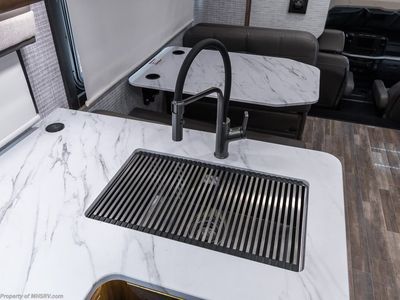2025 Entegra Coach Esteem XL - Photo 15