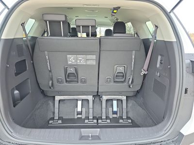 2026 Kia Carnival — photo 13 view