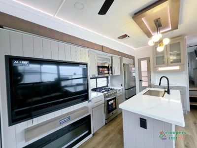 2026 Alliance RV Paradigm — photo 19 view