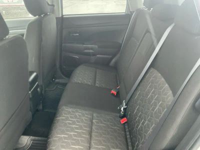 2025 Mitsubishi Outlander Sport — photo 16 view