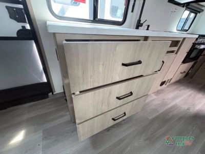 2027 Grand Design Imagine XLS — photo 27 view