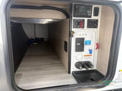 2027 Grand Design Imagine XLS — photo 49 view