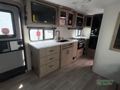 2027 Grand Design Imagine XLS — photo 9 view