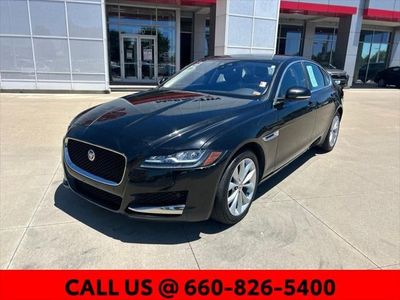 2017 Jaguar XF — photo 18 view