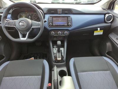 2025 Nissan Versa — photo 14 view