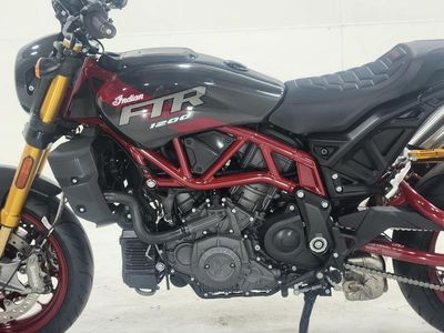 2024 Indian Motorcycle FTR R Carbon Carbon Fiber - Photo 10