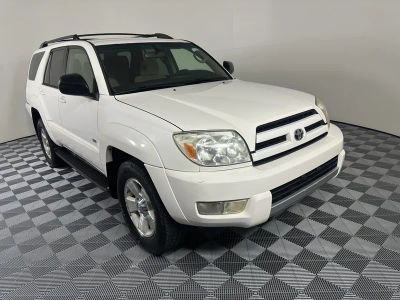 2004 Toyota 4Runner — detail view