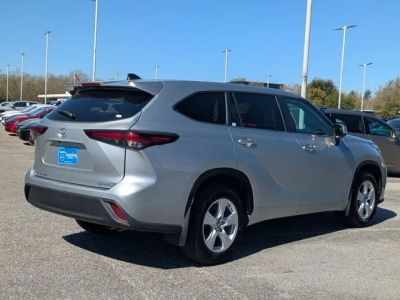 2024 Toyota Highlander - Photo 4