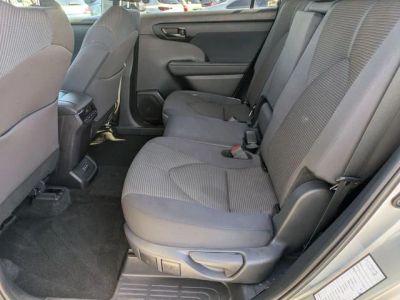 2024 Toyota Highlander - Photo 17