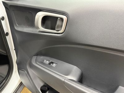 2026 Hyundai Venue — photo 21 view