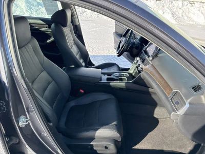 2020 Honda Accord Sedan Touring 2.0T Auto CV2F9LKNW — front three-quarter view